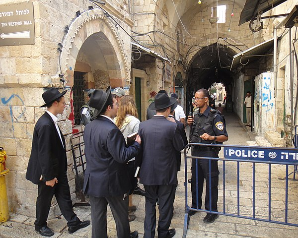 Jews at Chain Gate