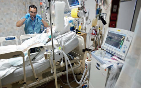 ICU Room